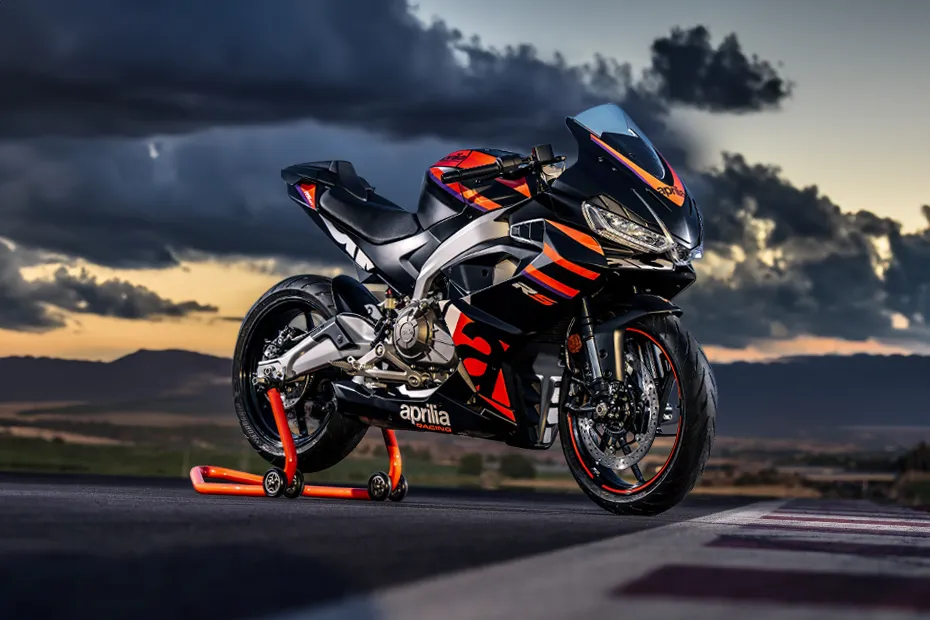 जानें कौन है बेहतर Yamaha YZF-R3 vs Aprilia RS 457